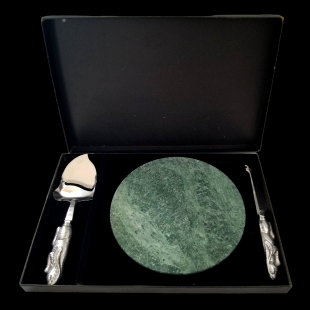 Arthur Court green marble cheese plate set